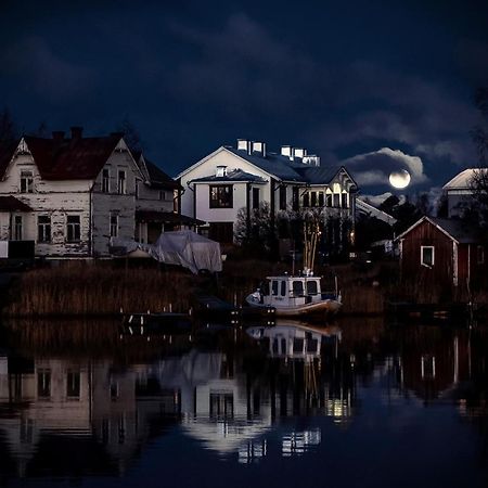 Matkustajakoti Ykspihlaja Karleby Exteriör bild