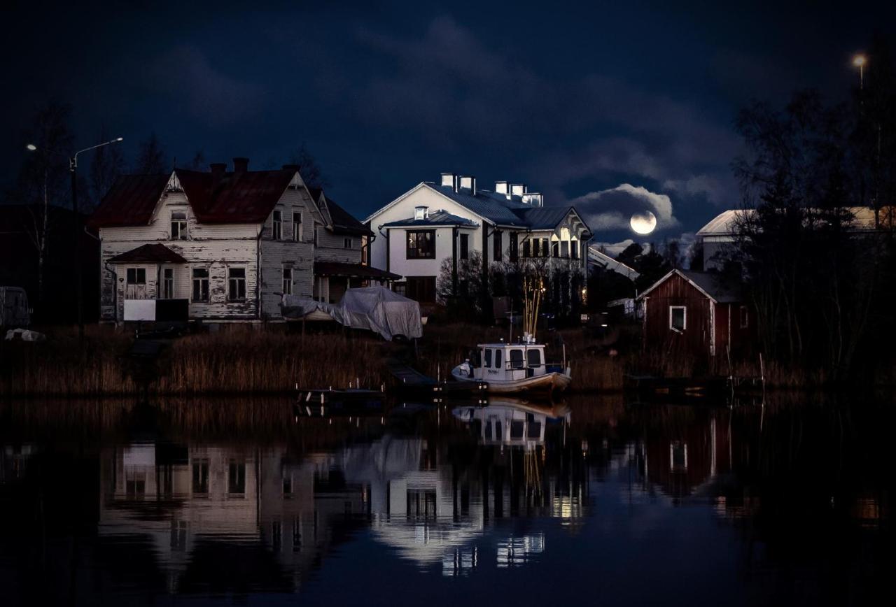 Matkustajakoti Ykspihlaja Karleby Exteriör bild